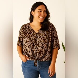 BEACHLUNCHLOUNGE | Brown Leopard Print Blouse Button Up Short Sleeve
